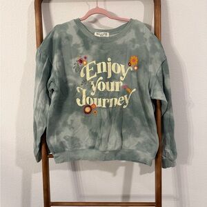 Wound Up Women's Green Sweater with Floral Accents